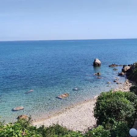Casa vacanze Rais Gerbi Sea View *